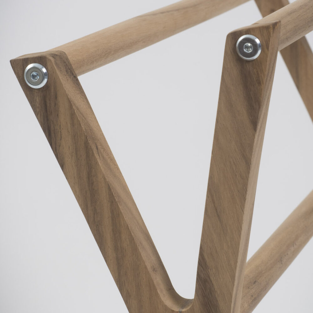totem wooden towel rail - detailed view