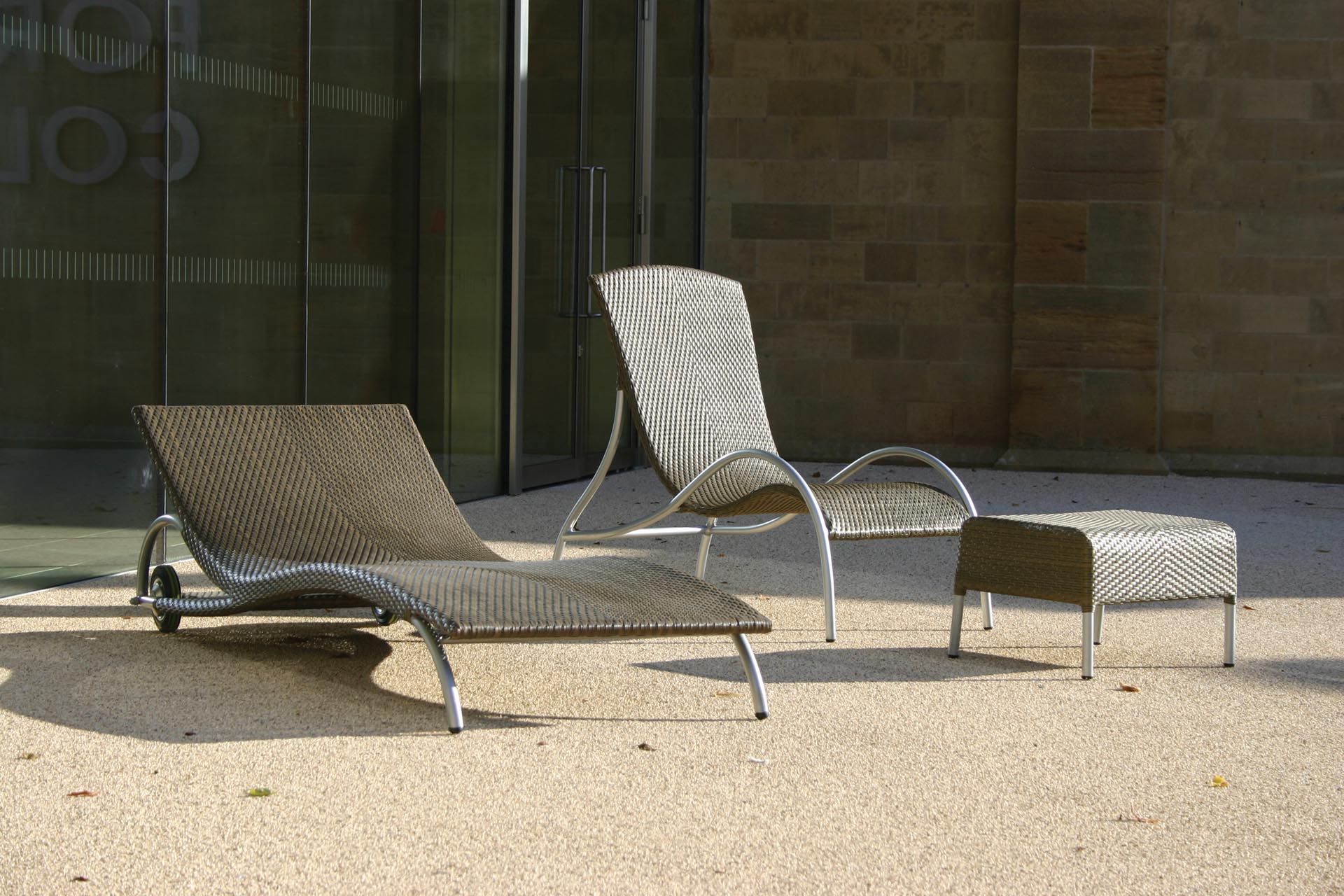 flow sunbed, lounger and footstool - summergrass - mood